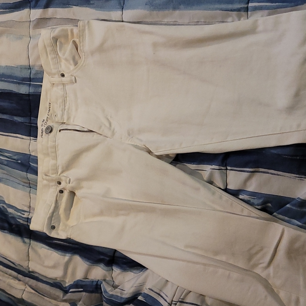 Gap white jeans size 33 32